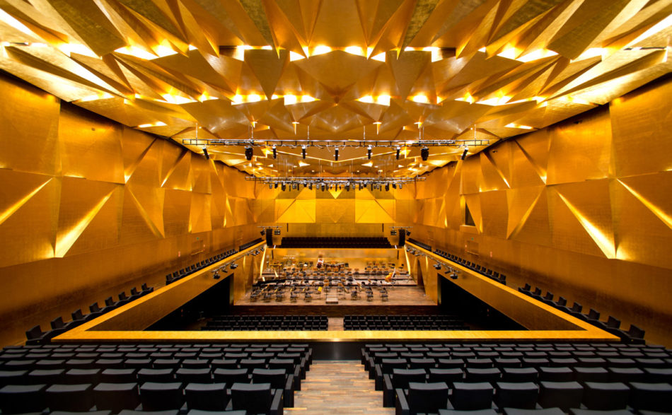 W filharmonii wszystko gra